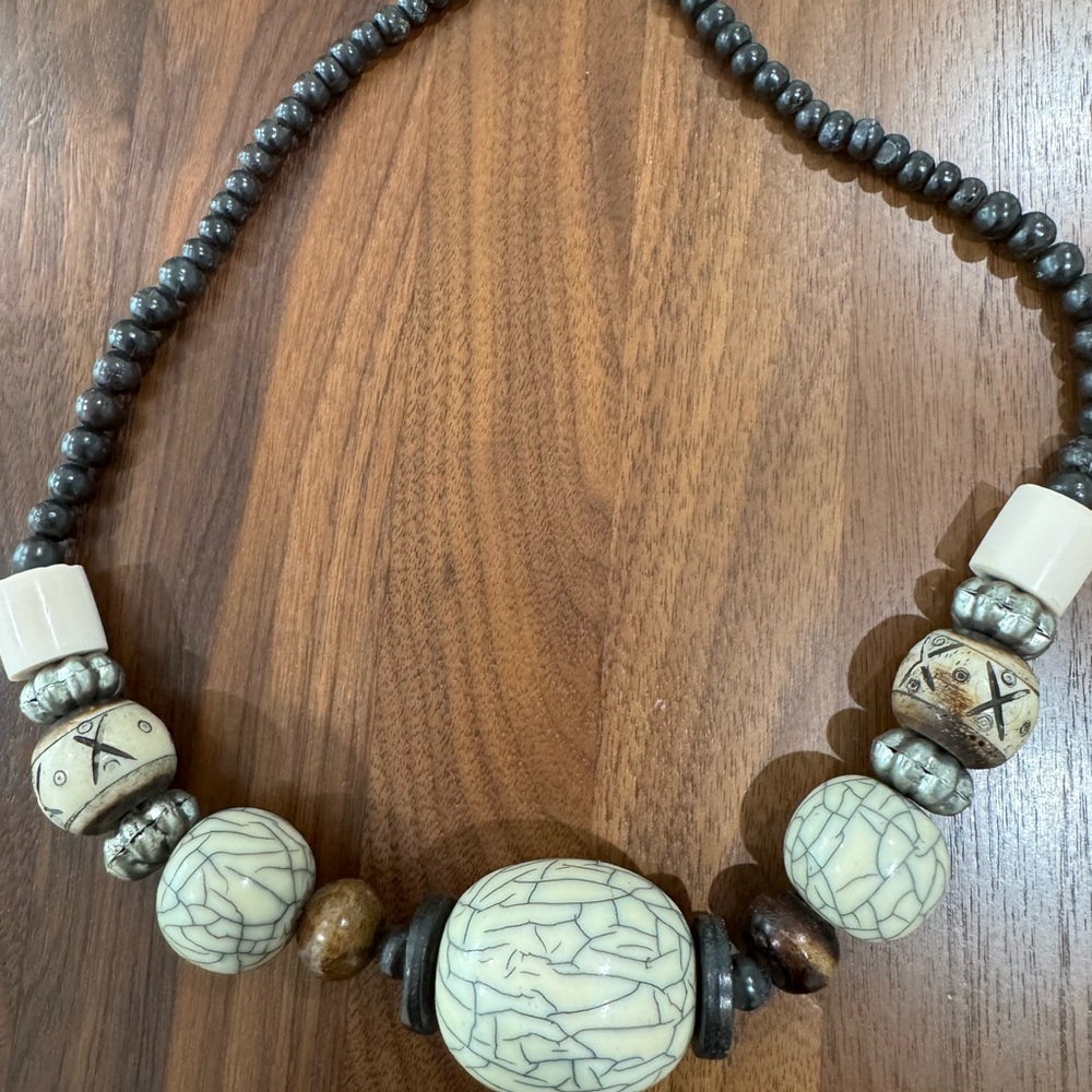 Elegant Cream and Black Beaded Necklace